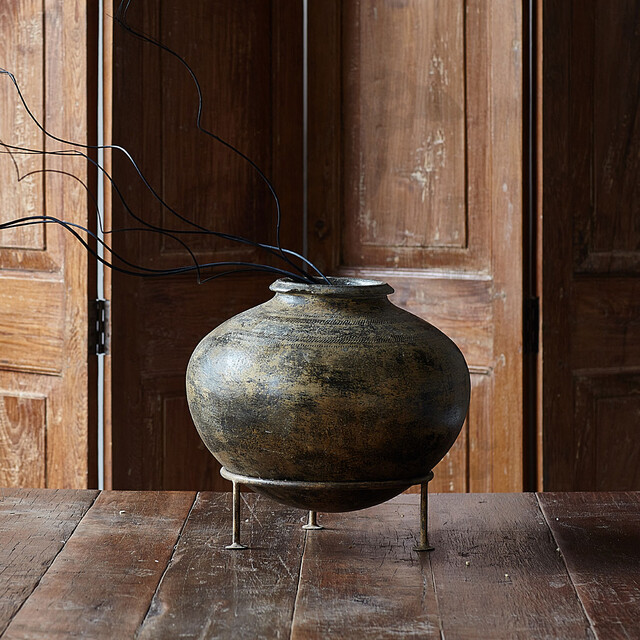Декоративная ваза на подставке Wabi-Sabi, L