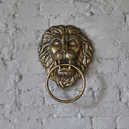 Декоративный дверной молоток в виде льва